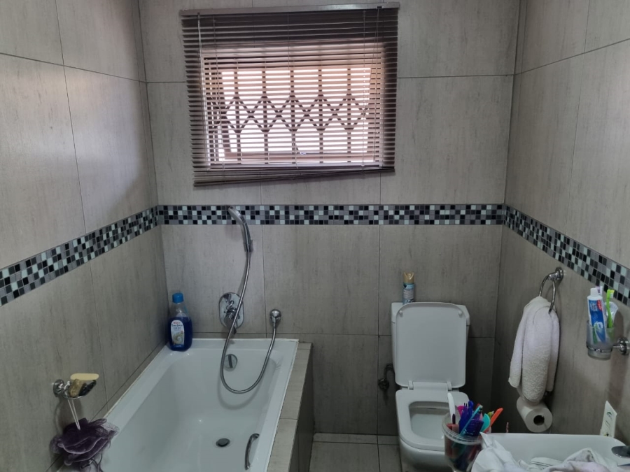 2 Bedroom Property for Sale in Estoire Free State